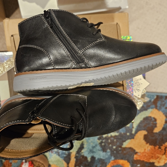 Johnston & Murphy Kids Black Leather Boots - Picture 7 of 9